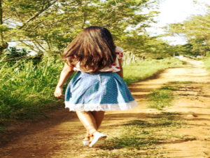 The modern Sorbian costume: A living symbol of identity and culture Screenshot youtube.com