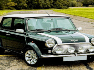 The phenomenon of the small car paradox screenshot-youtube.com-vbbcb.05.28-14_12_57