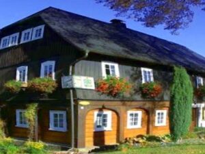 The surrounding house and its cultural importance Screenshot-youtube-comfdgdfgfg9-620×264-1